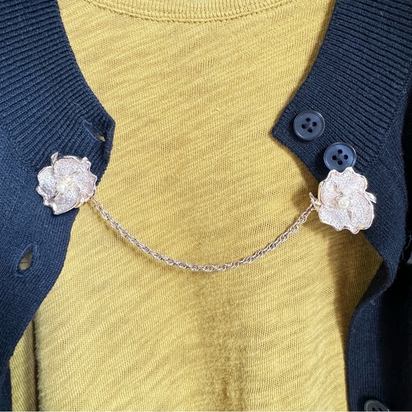 Sweater Clip Guard Vintage Faux Pearl 50’s - Picture 5 of 6